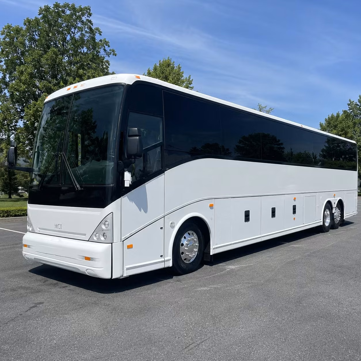 charter bus transportation for william and mary athletics in williamsburg