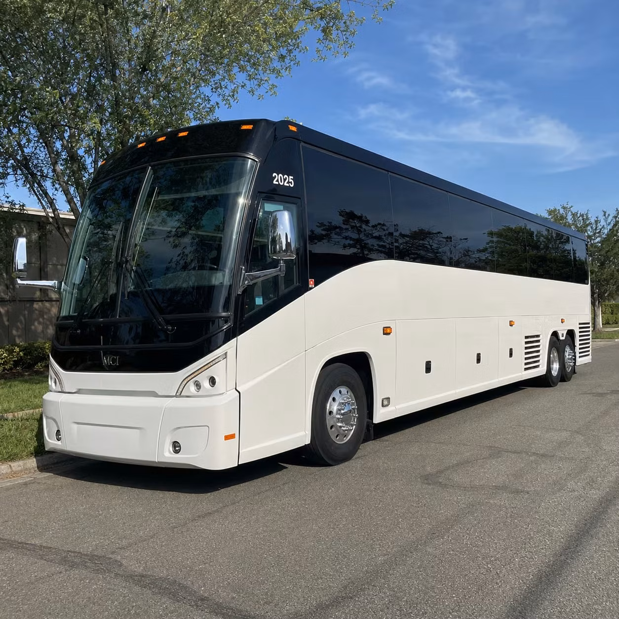 charter buses for military ceremonies change of command events and official functions in newport news