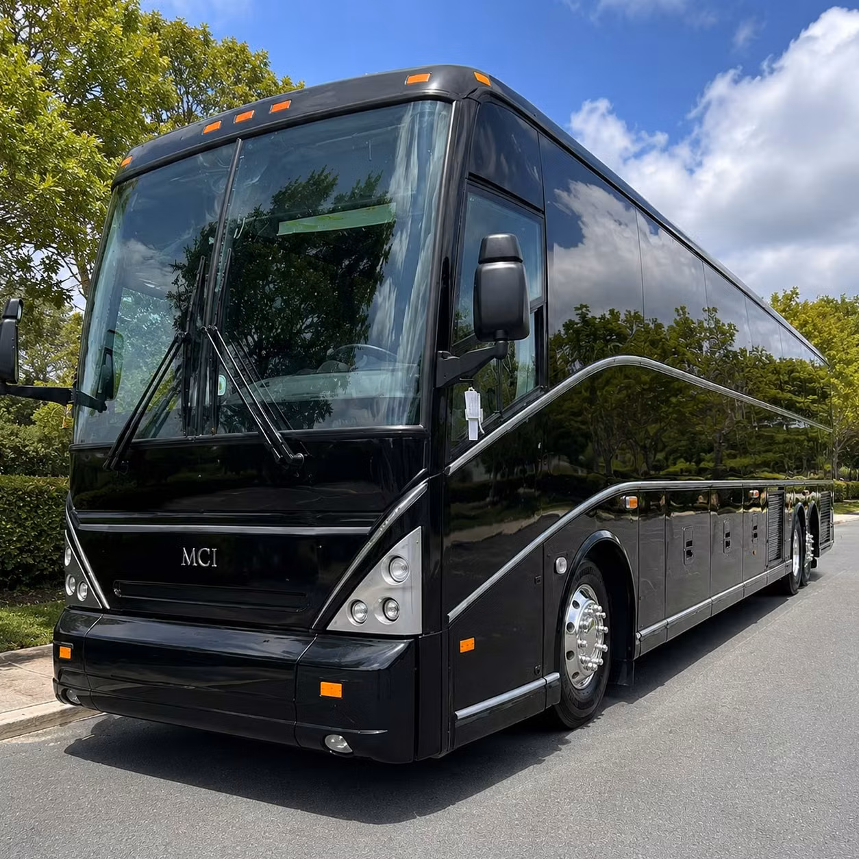 corporate shuttle services for newport news shipbuilding and defense contractors