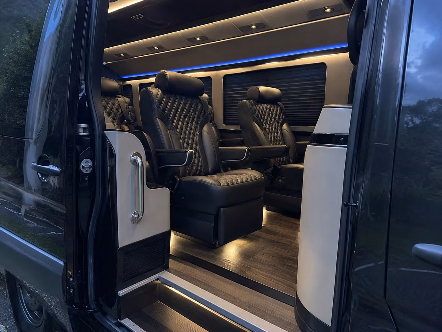 newport news concert bus rentals